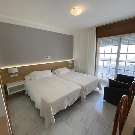 Riveiro Ii 3*