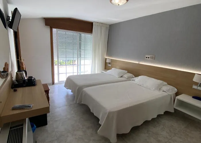 Ξενοδοχείο Riveiro Ii 3*